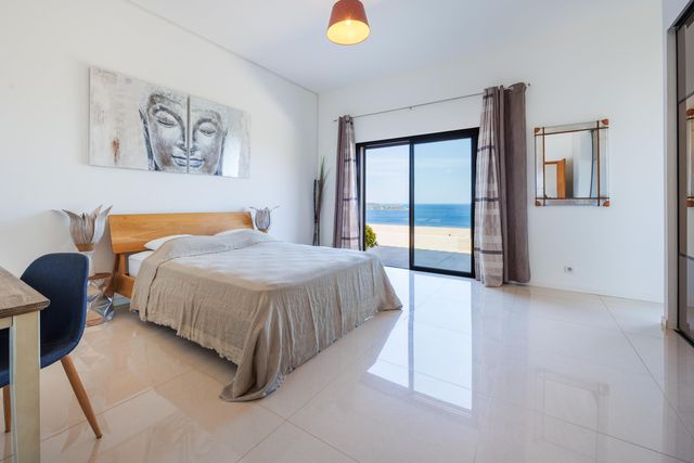 Afficher la photo en grand maison à vendre - 8 pièces - 300.0 m2 - PORTO VECCHIO - 201 - CORSE - Century 21 Demeures Conseils
