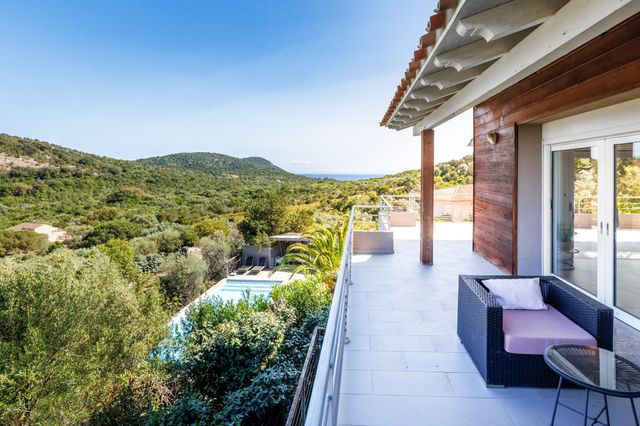 maison à vendre - 6 pièces - 214.0 m2 - PORTO VECCHIO - 201 - CORSE - Century 21 Demeures Conseils